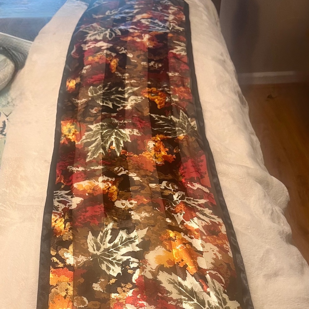 Kim Rogers Fall Design Scarf 58"L x 13"W NWT